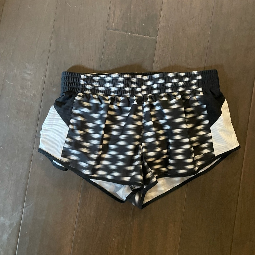 Nike Running Shorts - Black and White Patterned